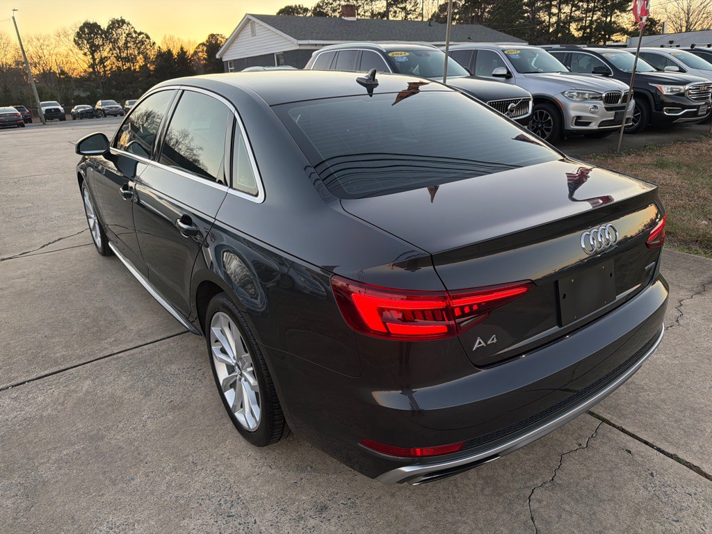 2019 Audi A4 Image 10