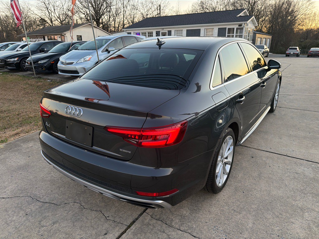 2019 Audi A4 Image 11