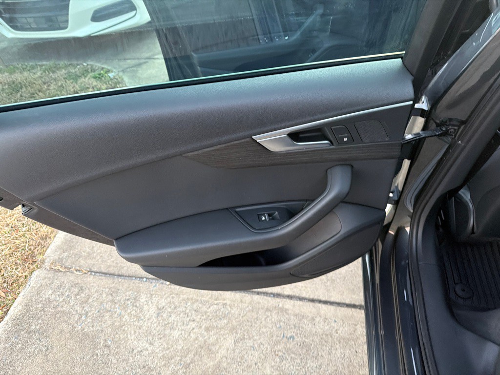 2019 Audi A4 Image 32