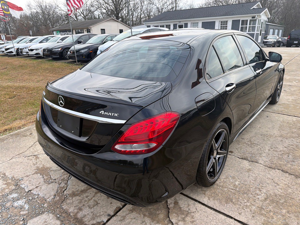 2016 Mercedes-Benz C-Class Image 11