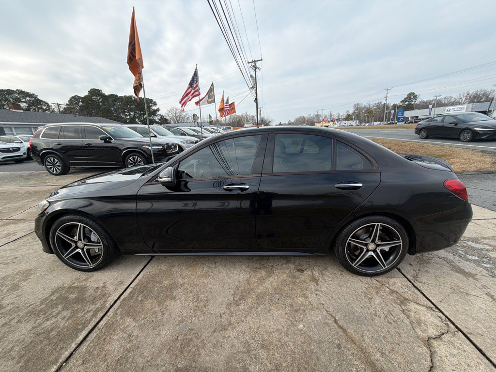 2016 Mercedes-Benz C-Class Image 14