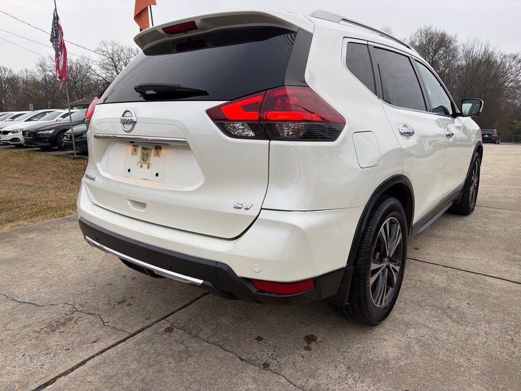 2020 Nissan Rogue Image 8