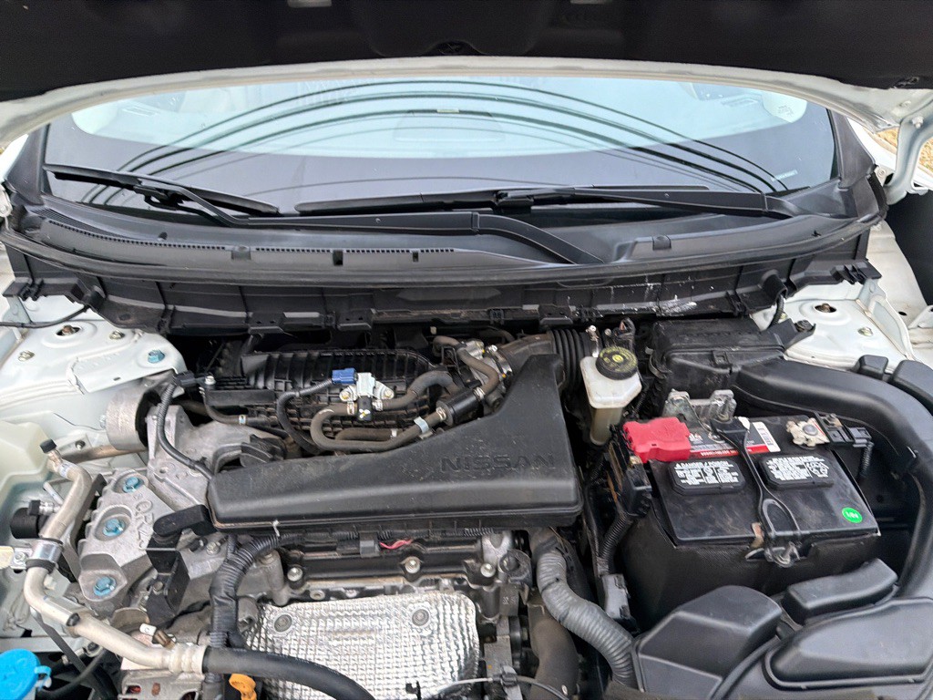 2020 Nissan Rogue Image 40