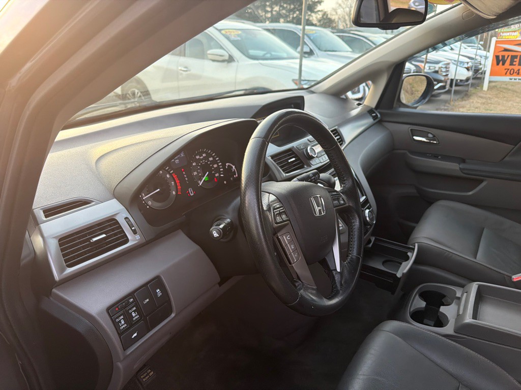 2016 Honda Odyssey Image 21