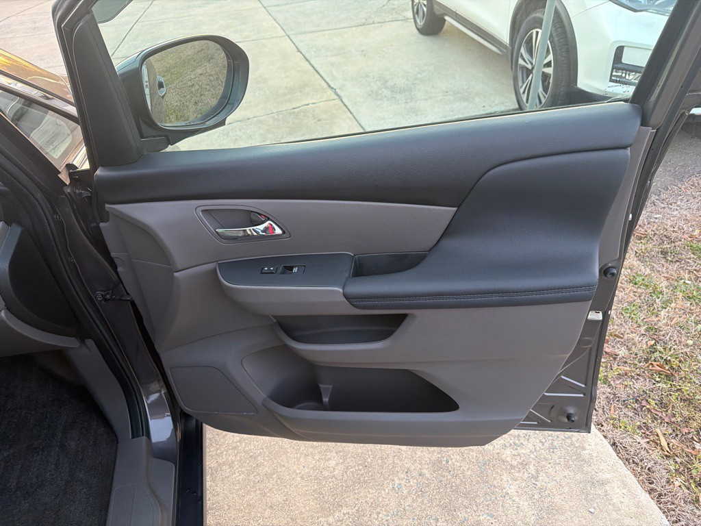 2016 Honda Odyssey Image 28