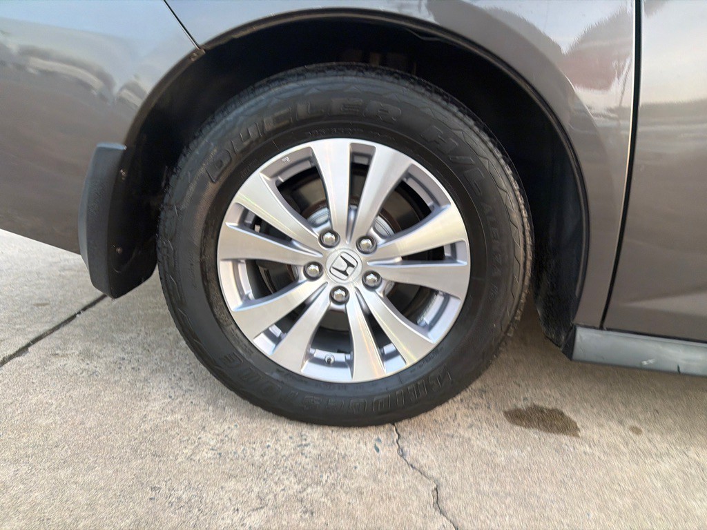 2016 Honda Odyssey Image 30