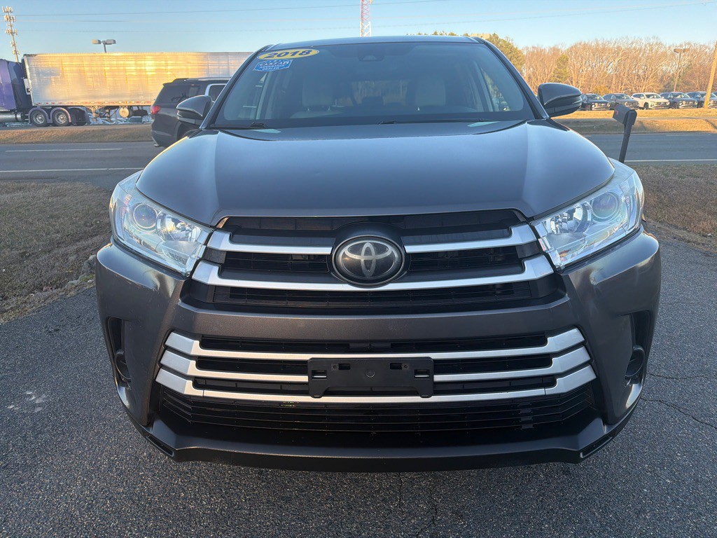 2018 Toyota Highlander Image 3
