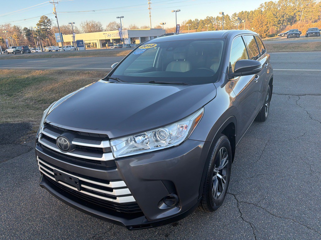 2018 Toyota Highlander Image 4