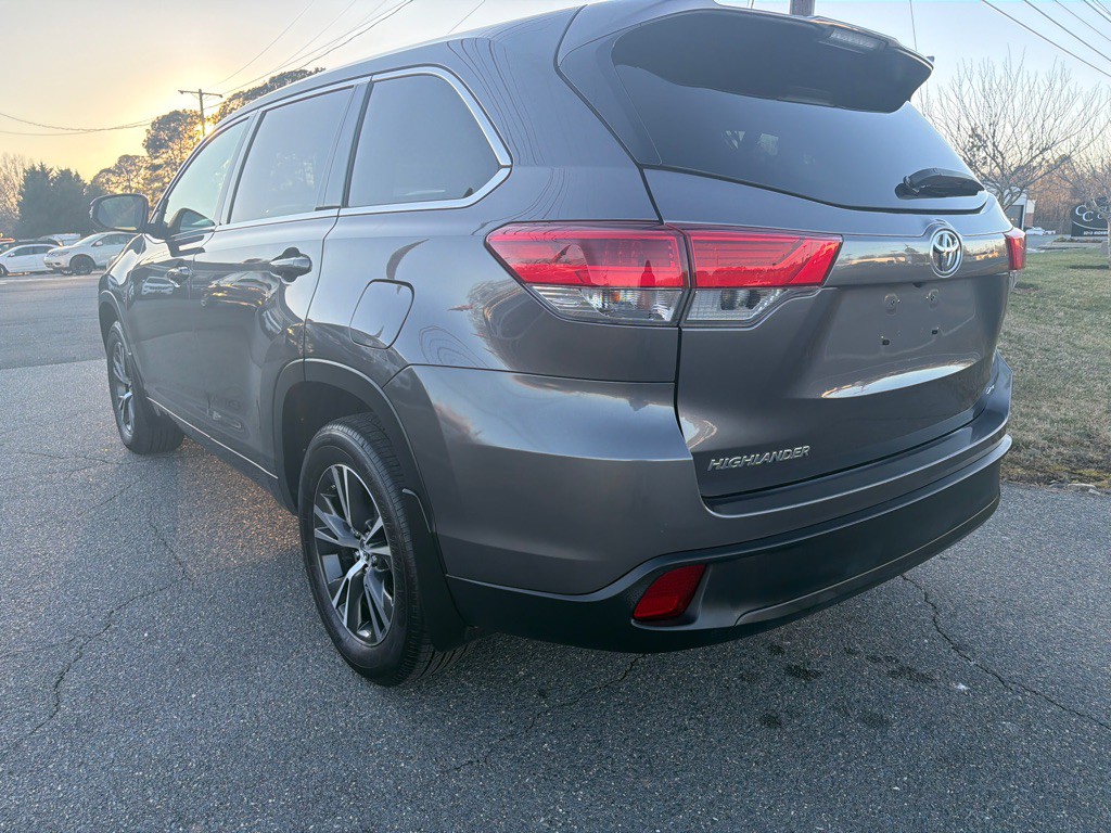 2018 Toyota Highlander Image 7