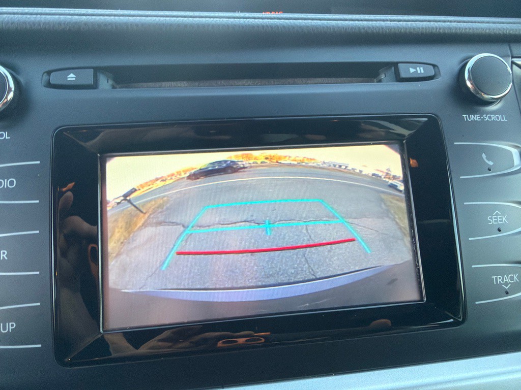 2018 Toyota Highlander Image 23