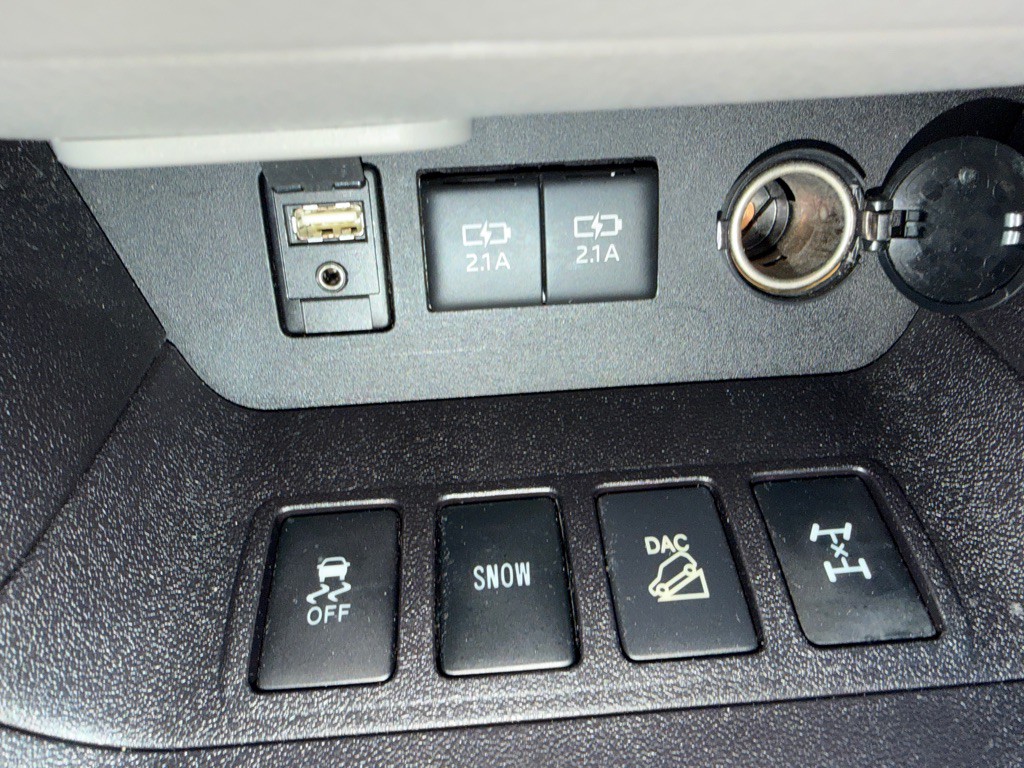 2018 Toyota Highlander Image 24