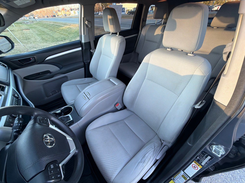 2018 Toyota Highlander Image 27