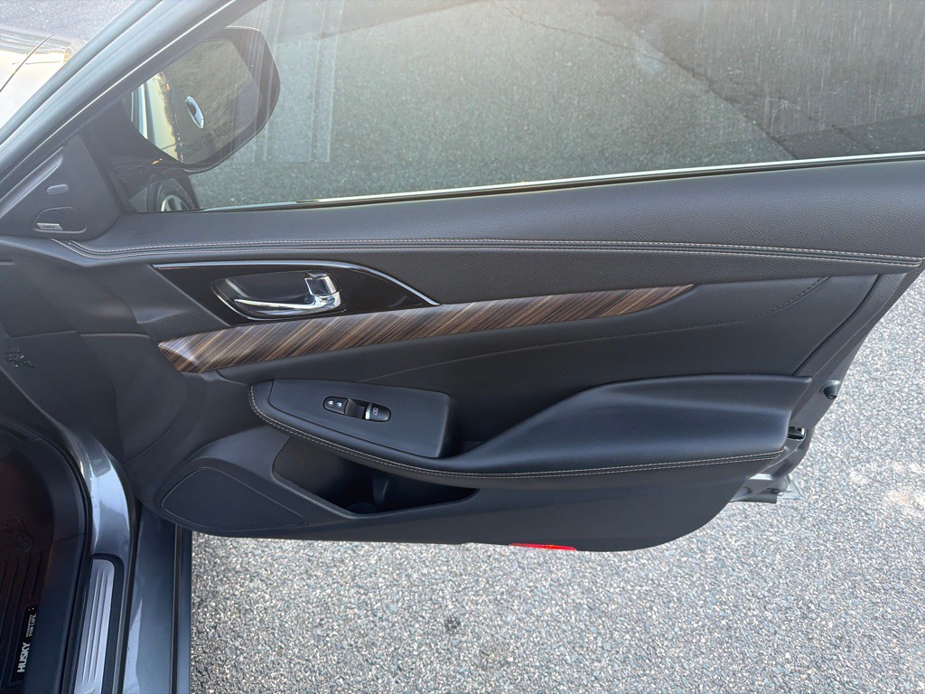 2017 Nissan Maxima Image 26