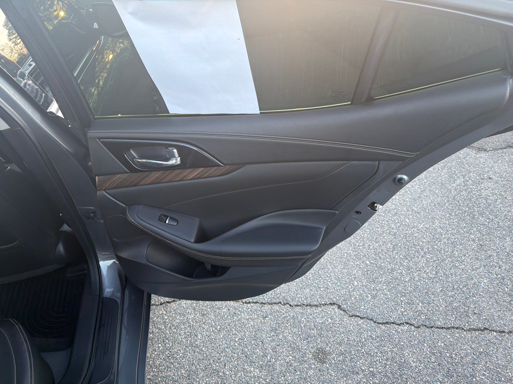 2017 Nissan Maxima Image 27