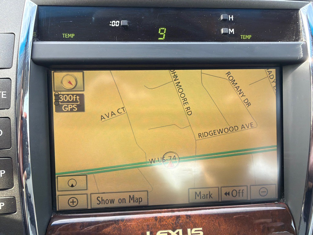 2012 Lexus ES Image 15