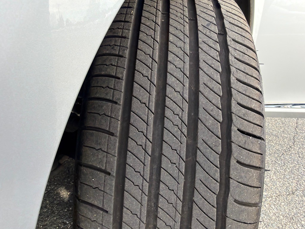 2012 Lexus ES Image 34