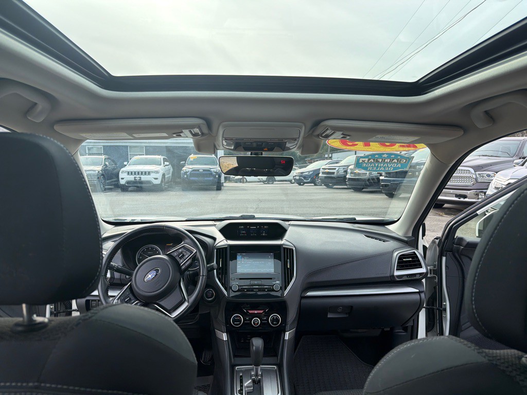 2019 Subaru Forester Image 17