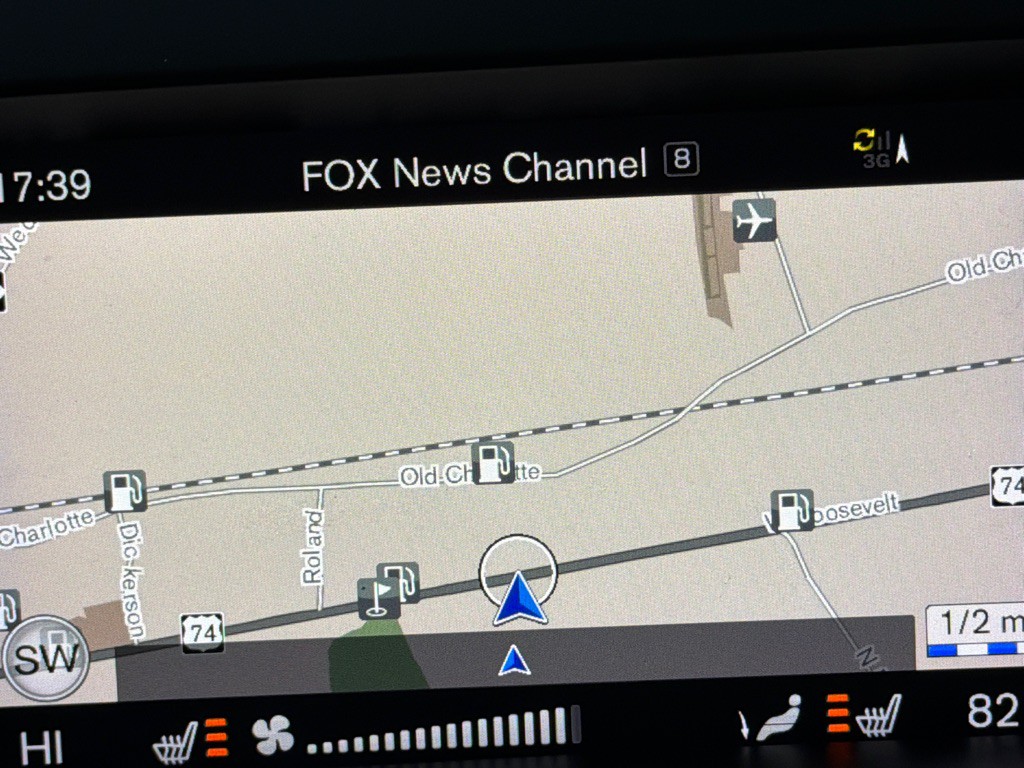 2017 Volvo XC60 Image 22