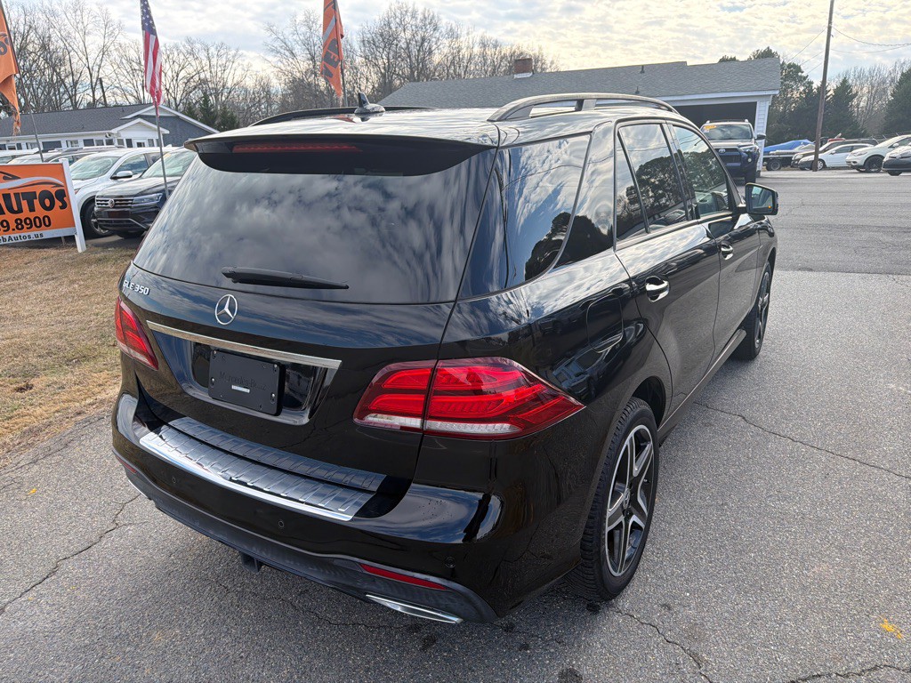 2018 Mercedes-Benz GLE-Class Image 11