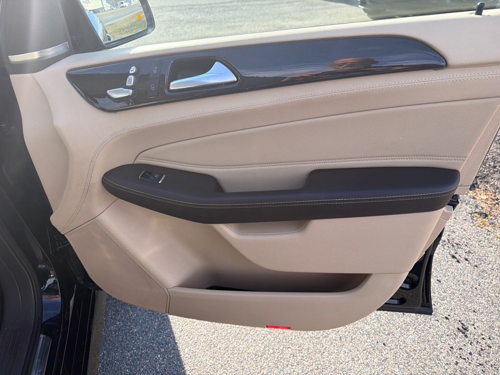 2018 Mercedes-Benz GLE-Class Image 31