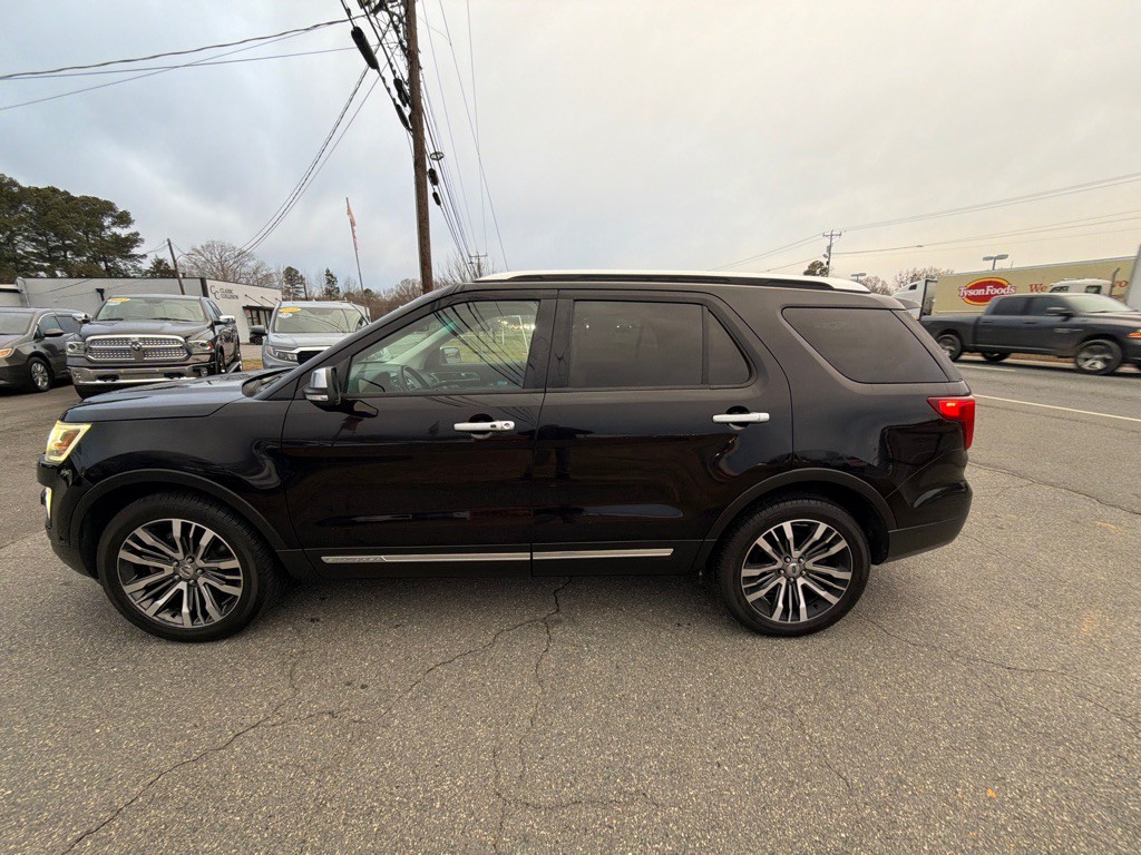 2017 Ford Explorer Image 14