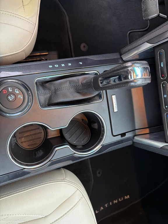 2017 Ford Explorer Image 24