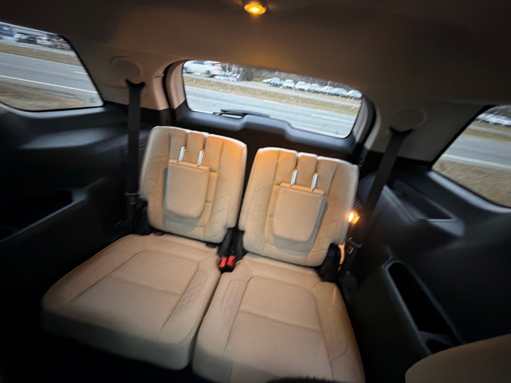 2017 Ford Explorer Image 28