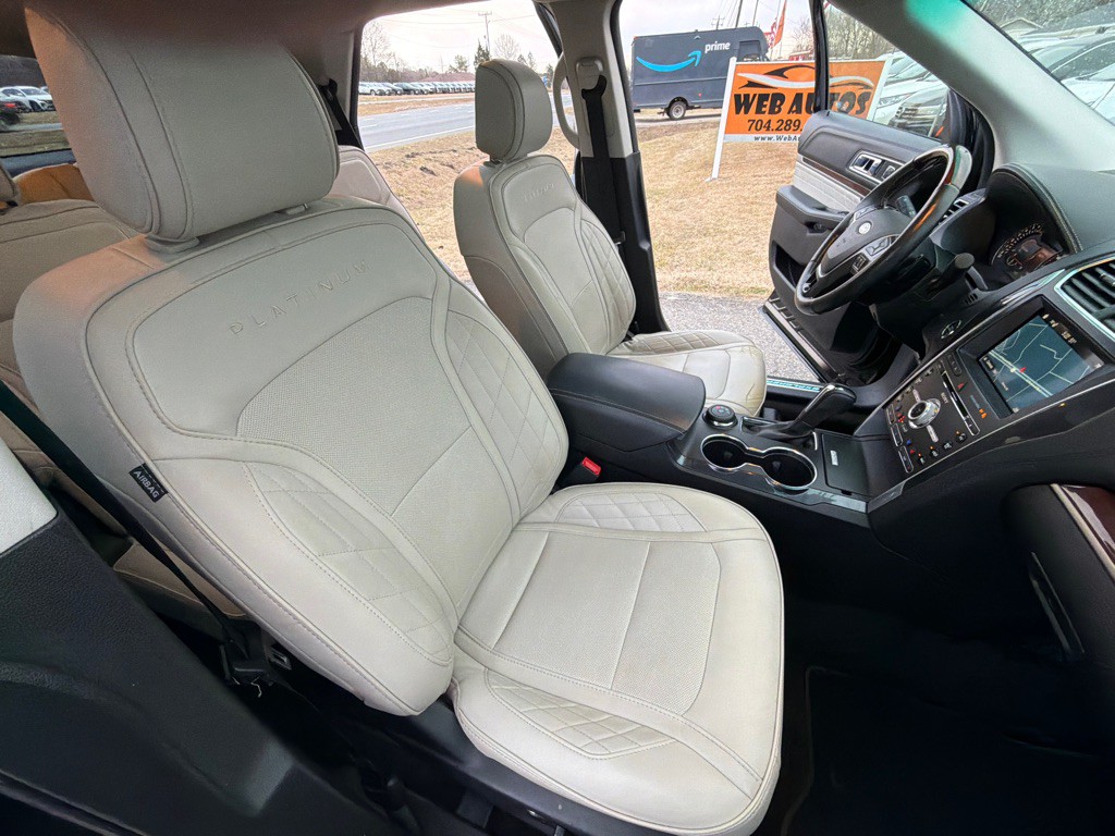 2017 Ford Explorer Image 32
