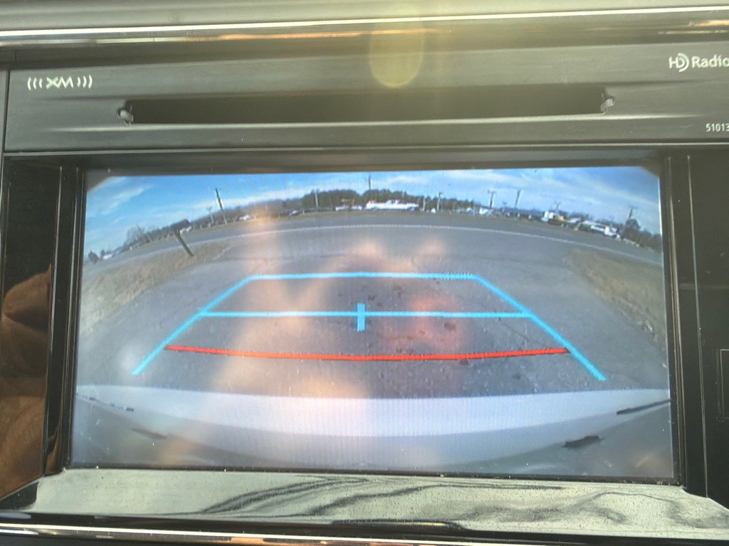 2017 Toyota Avalon Image 17