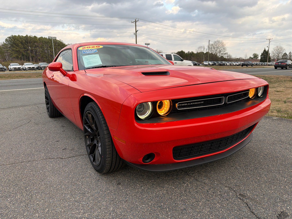 2020 Dodge Challenger Image 2