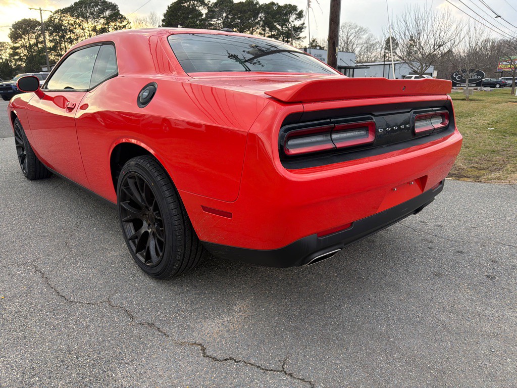 2020 Dodge Challenger Image 7