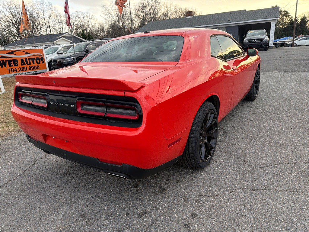 2020 Dodge Challenger Image 8