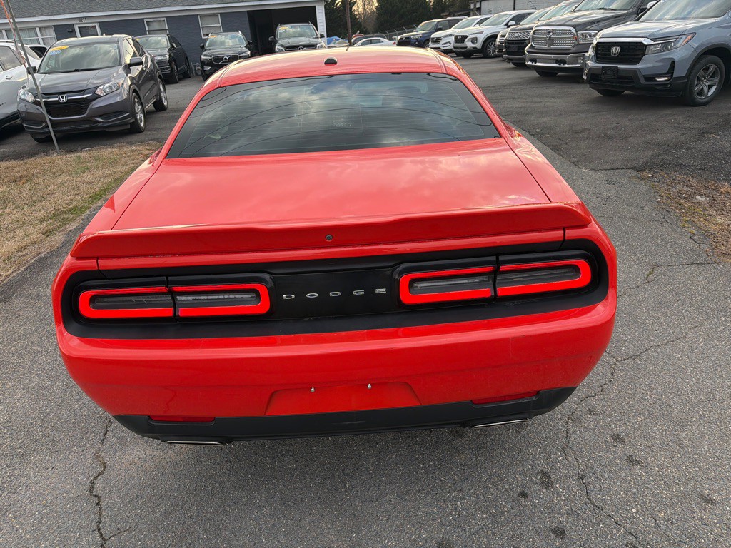 2020 Dodge Challenger Image 12