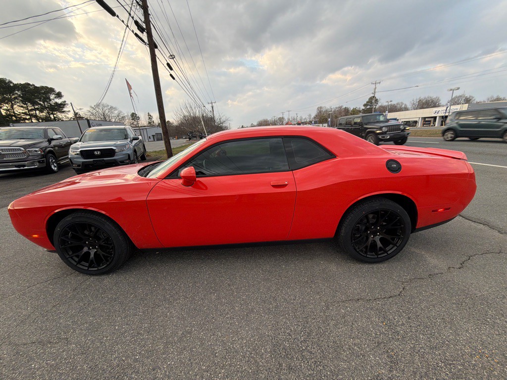 2020 Dodge Challenger Image 14