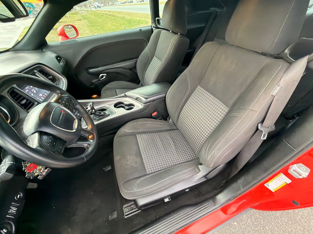 2020 Dodge Challenger Image 25