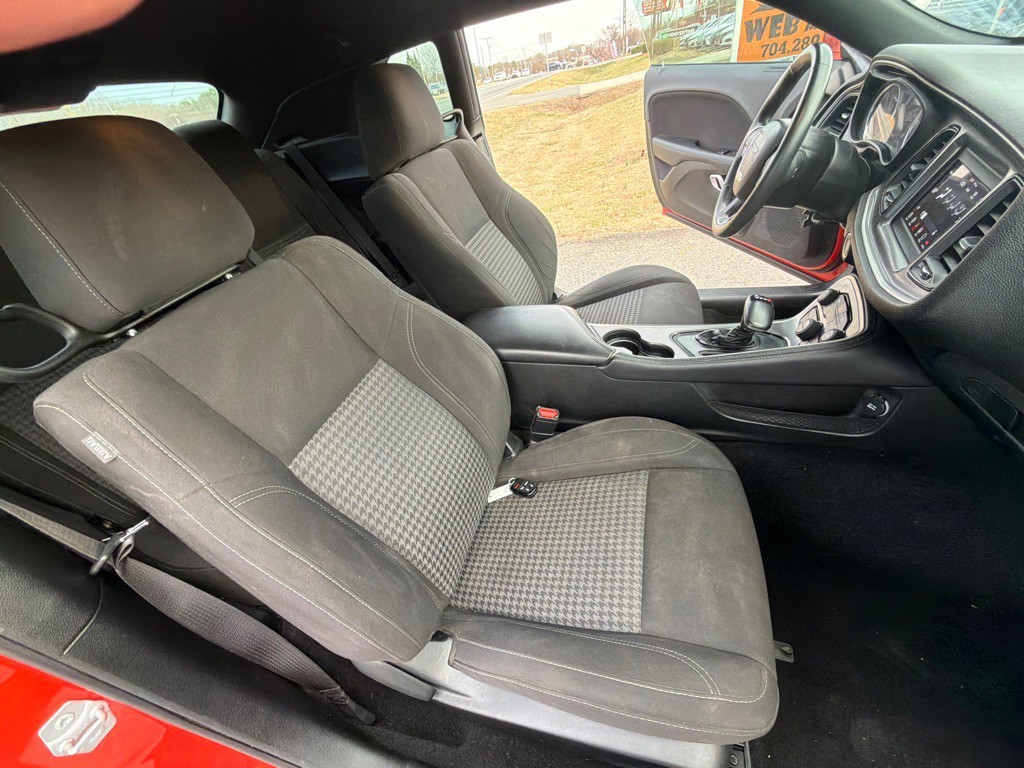 2020 Dodge Challenger Image 26