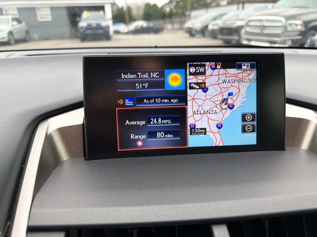 2017 Lexus NX Image 18