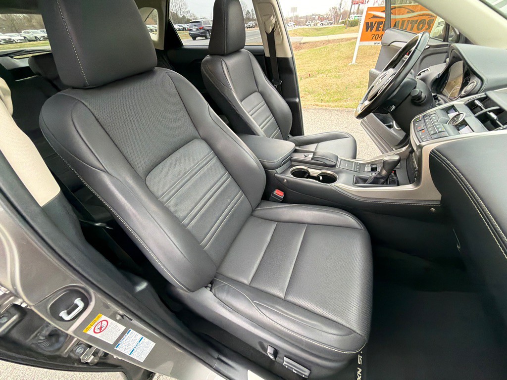 2017 Lexus NX Image 25