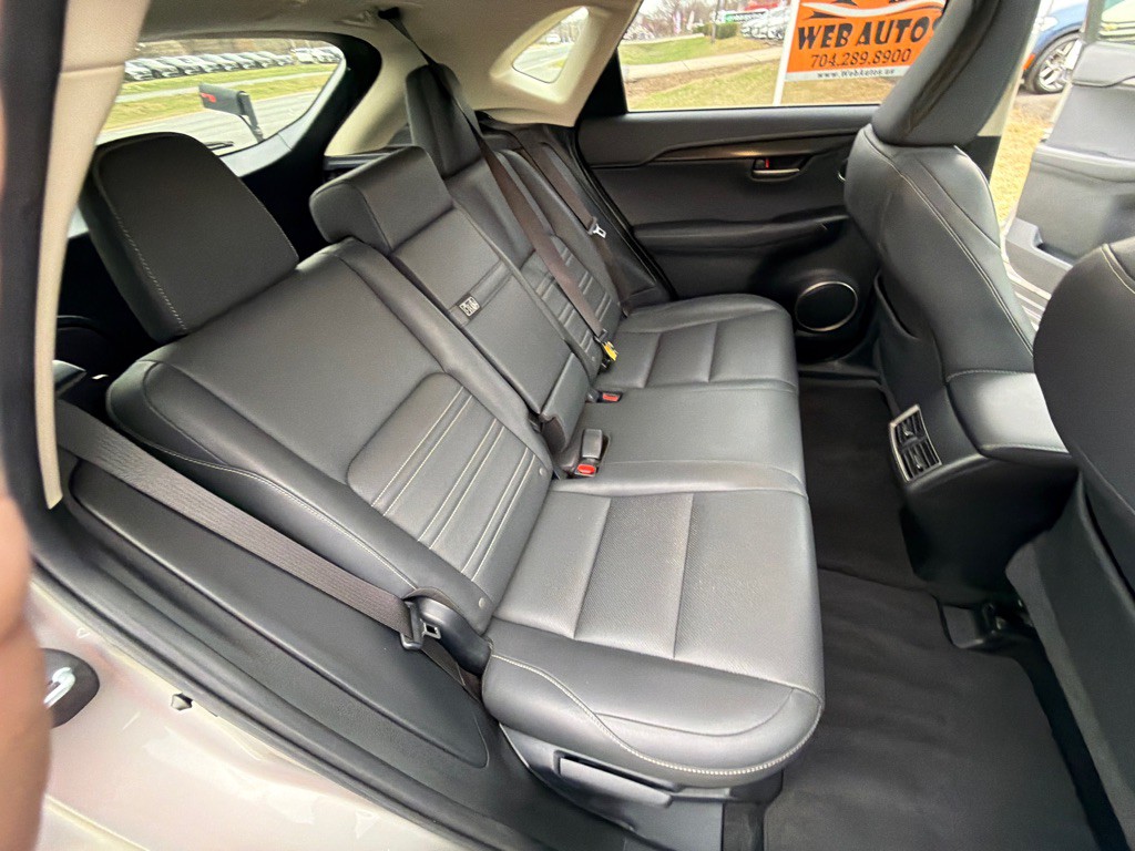 2017 Lexus NX Image 26