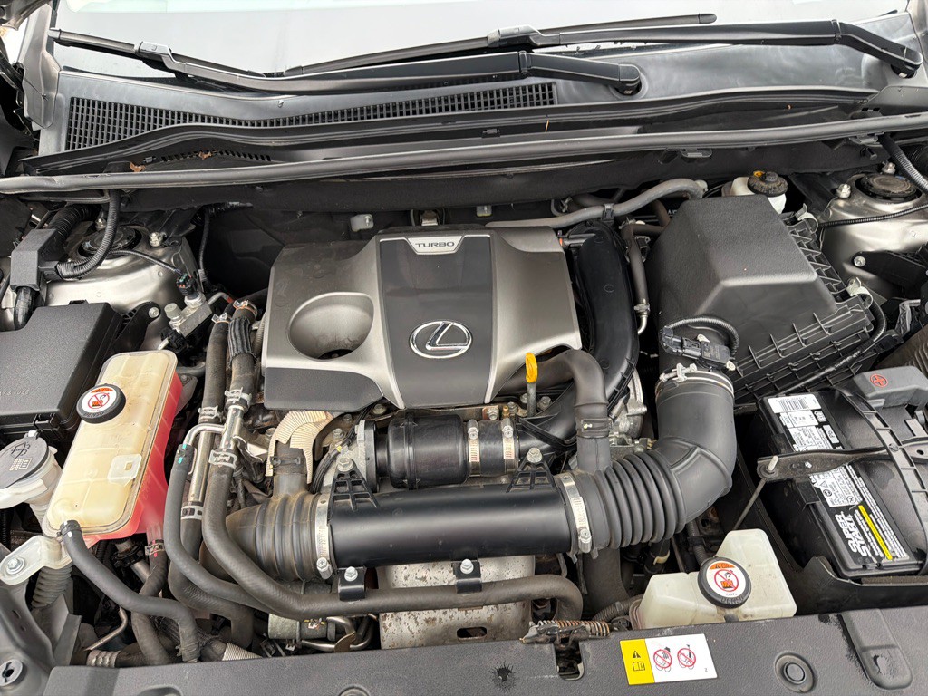 2017 Lexus NX Image 35