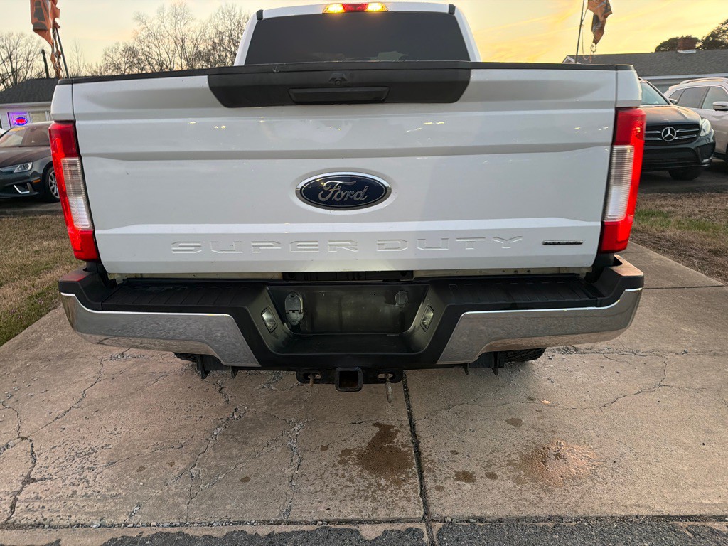 2018 Ford F-250 Image 9