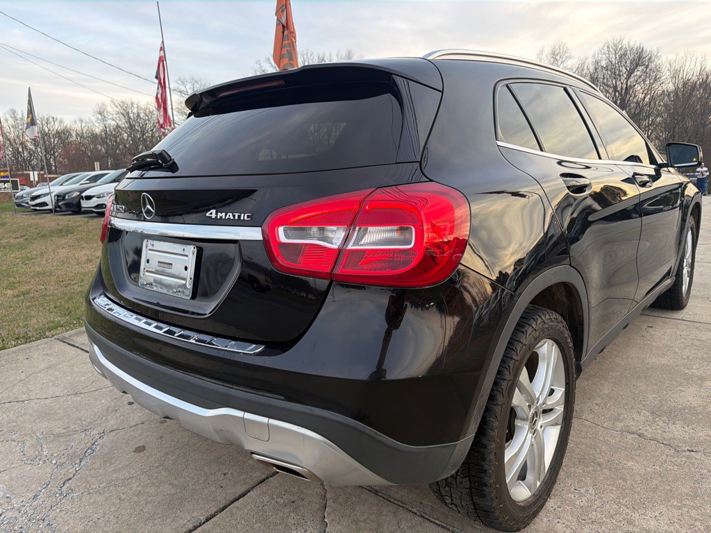 2018 Mercedes-Benz GLA-Class Image 8