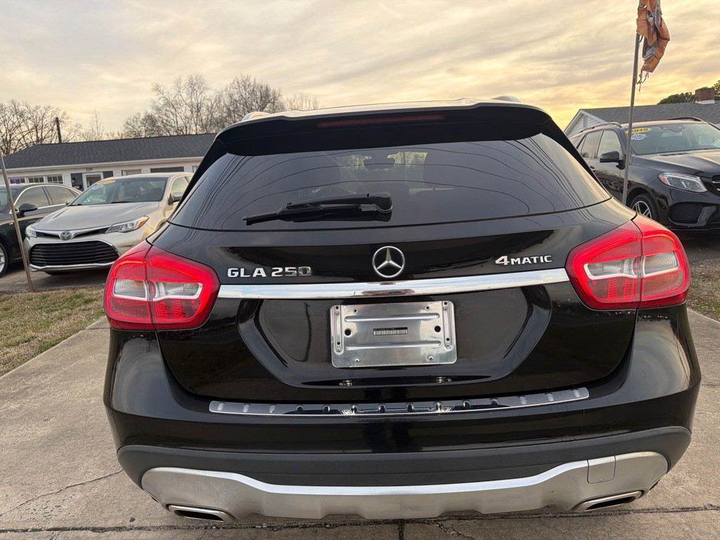 2018 Mercedes-Benz GLA-Class Image 9