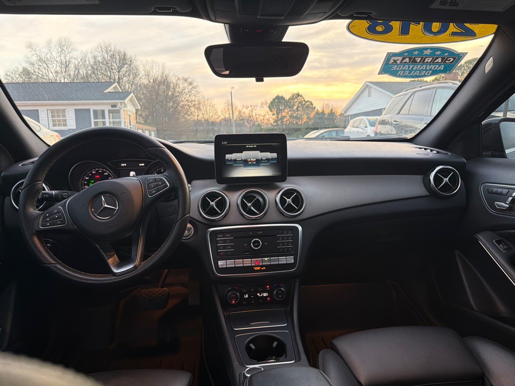 2018 Mercedes-Benz GLA-Class Image 16