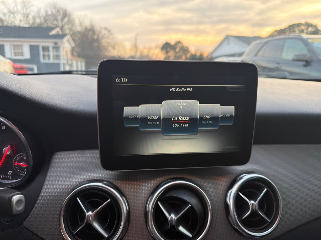 2018 Mercedes-Benz GLA-Class Image 19