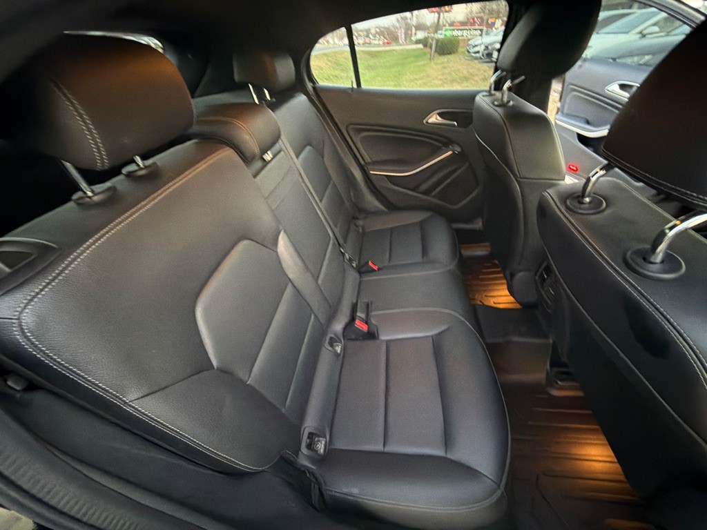 2018 Mercedes-Benz GLA-Class Image 28