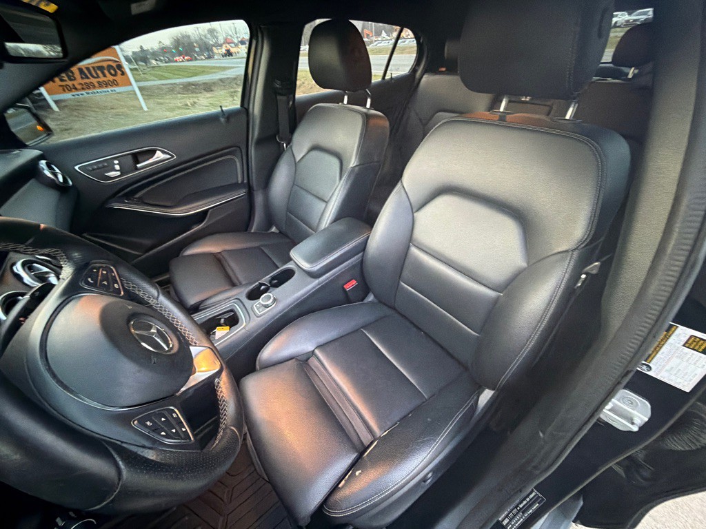 2018 Mercedes-Benz GLA-Class Image 30