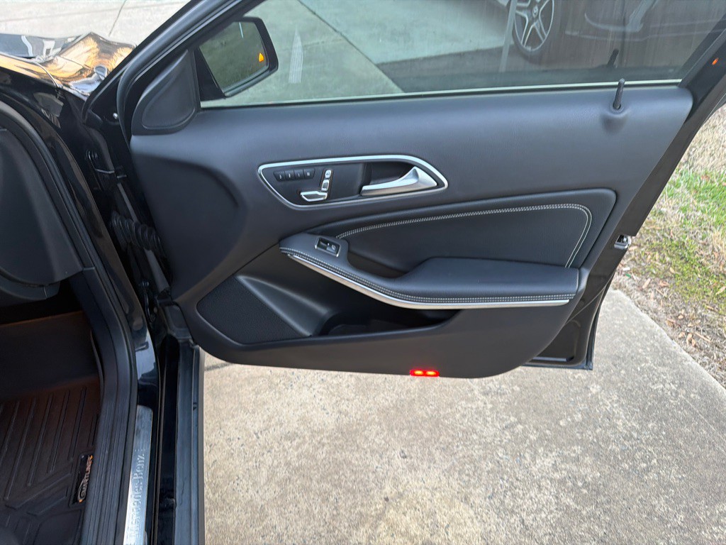 2018 Mercedes-Benz GLA-Class Image 32