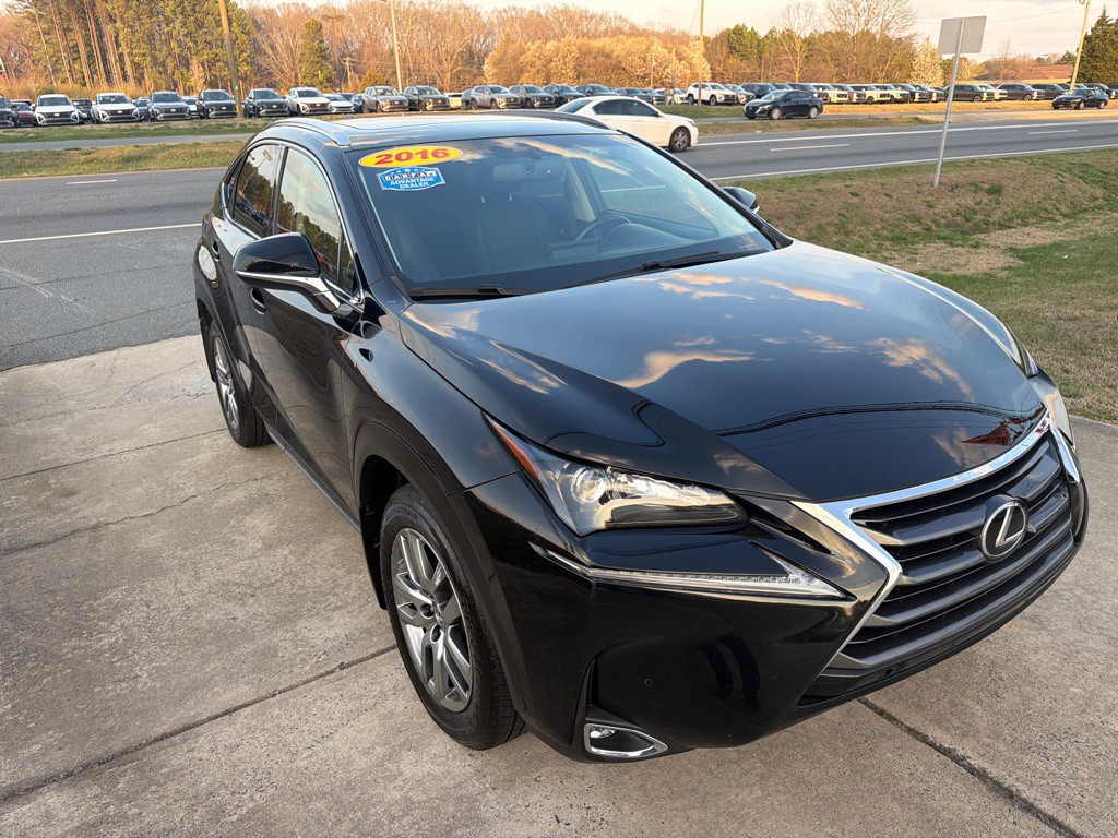 2016 Lexus NX Image 5