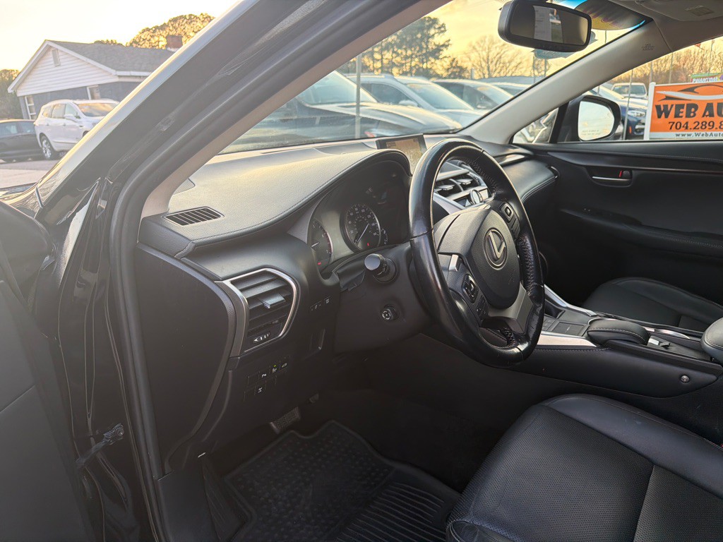 2016 Lexus NX Image 15